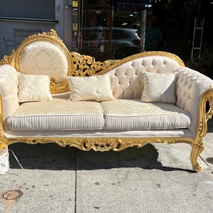 Victorian Chaise Lounge Gold Leaf Sofa Settee Loveseat