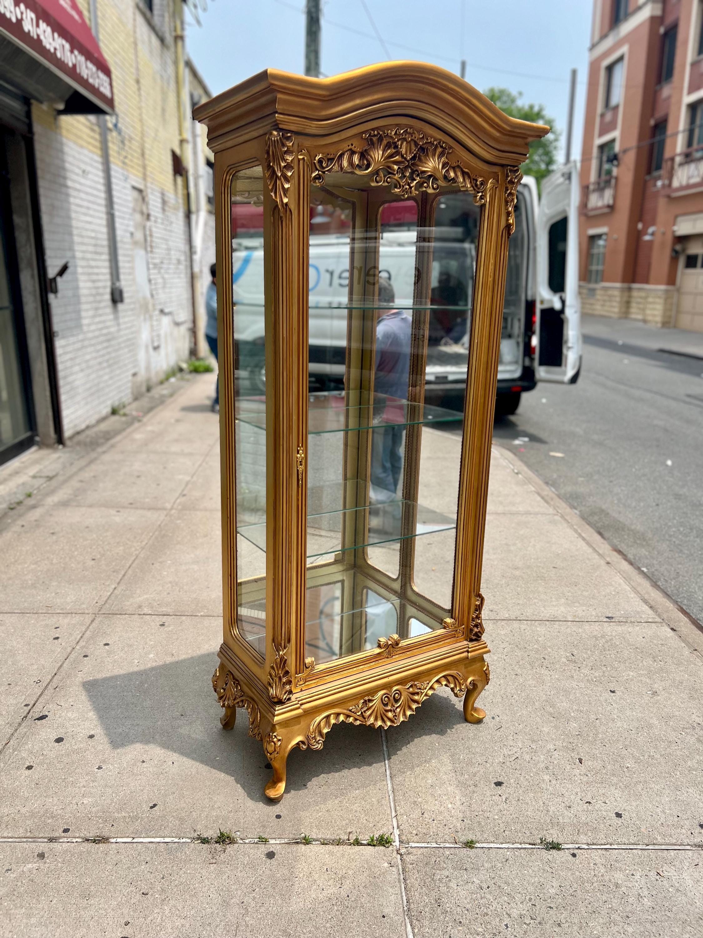 Gold Leaf Display Curio Cabinet Baroque Vintage Vitrine Showcase