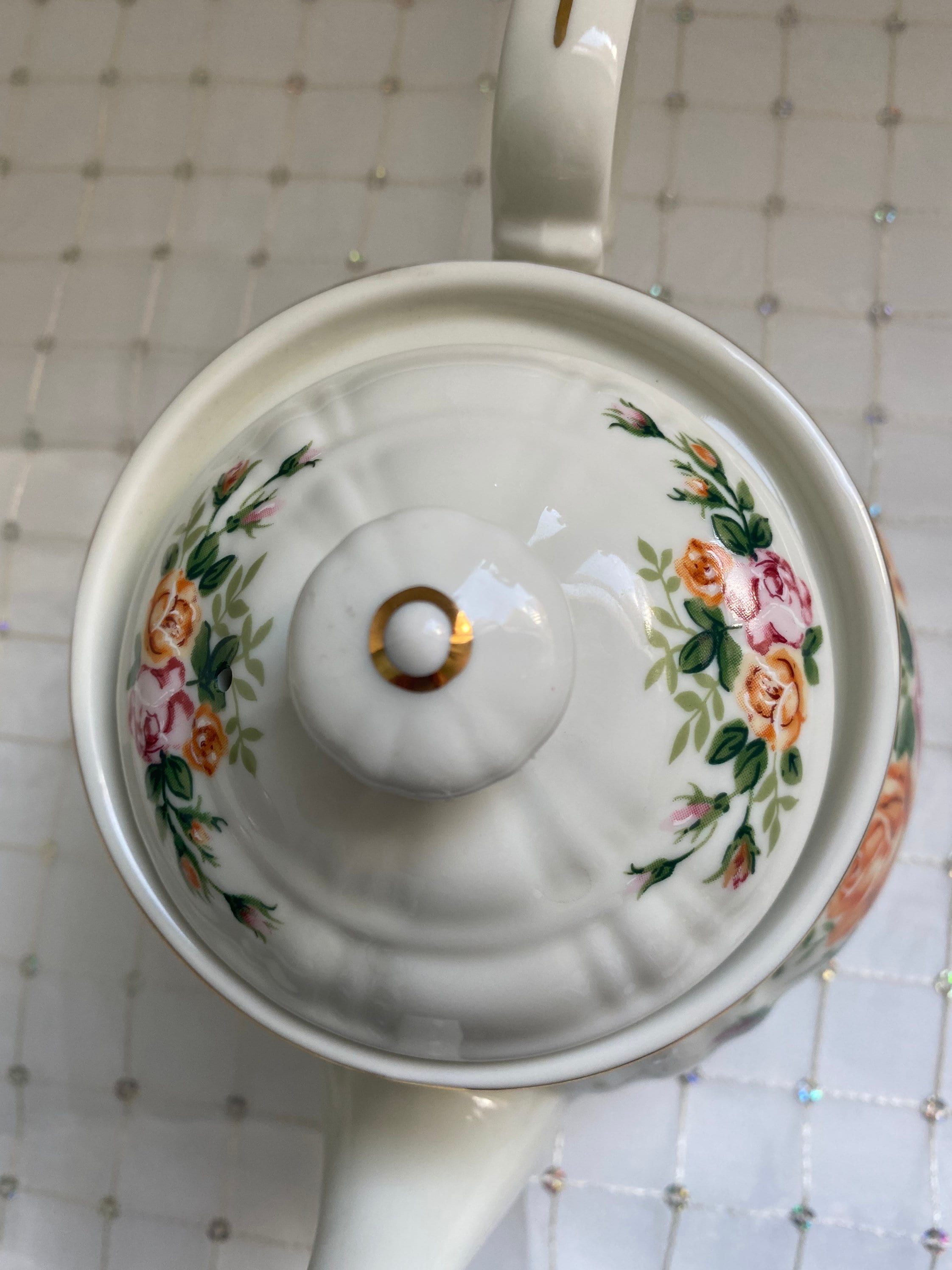 Vintageteapot by Robinson Design Group 1989 Made in Japan, off White