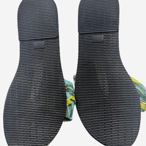 Havaianas You St Tropez Womens Flip Flops Sandals Yellow Banana Print US 7.5 image 4