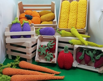 Vegetables for the grocery store/play kitchen, crocheted