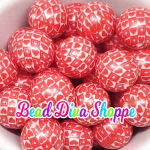 20mm - red heart checkered print beads - bubblegum - round acrylic beads for diy and jewelry making supplies