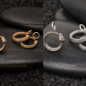 32 % de réduction AUCUN coupon nécessaire, breloques serpent Ouroboros, S7040, breloque animal de compagnie, breloques faune, breloque serpent en argent sterling