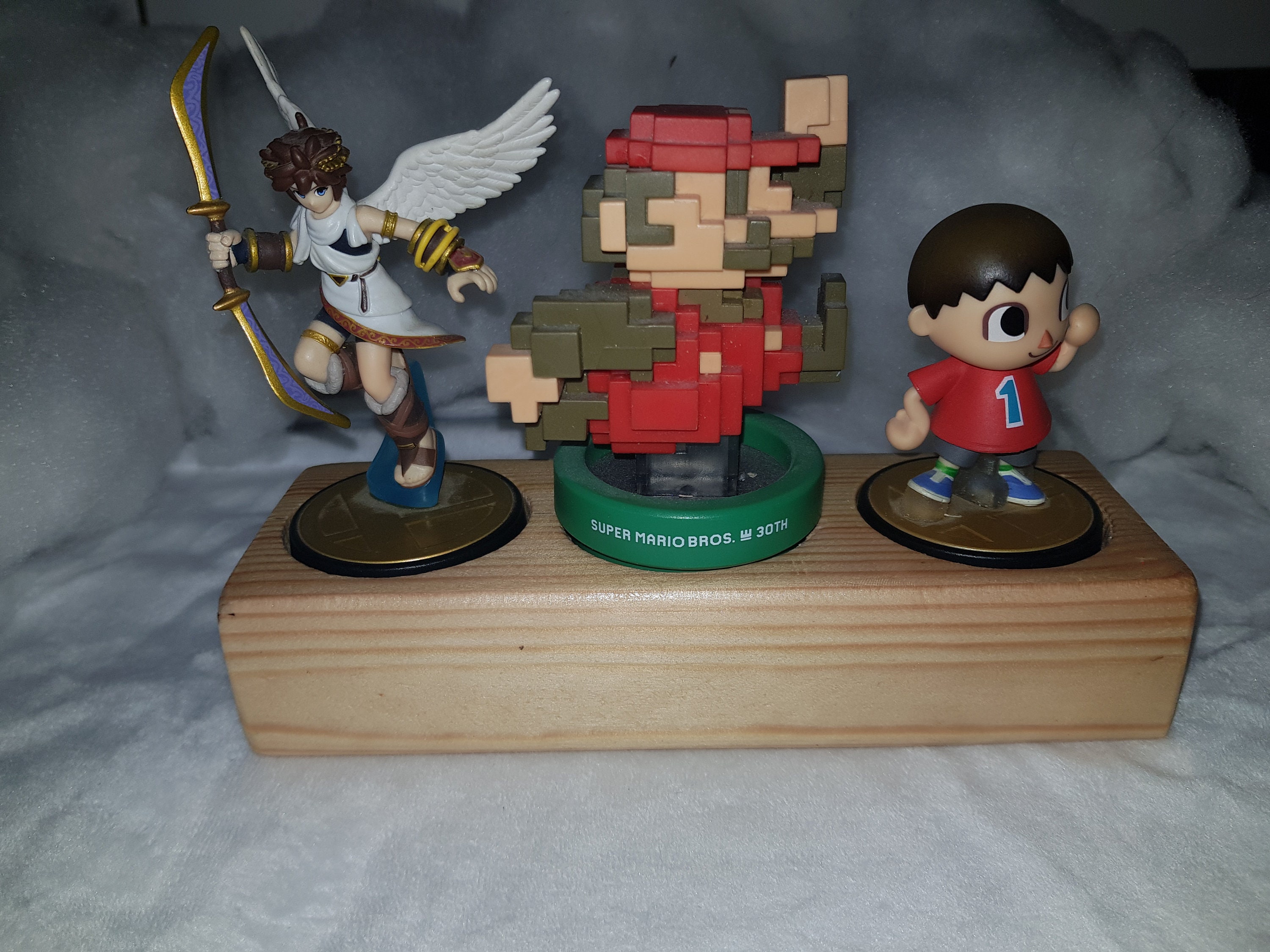 Handmade AMIIBO DISPLAY STANDS custom made to order based in Etsy