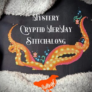 Cryptid MerMay Stitchalong - Grille PDF moderne au point de croix de créatures sirènes hybrides gothiques effrayantes