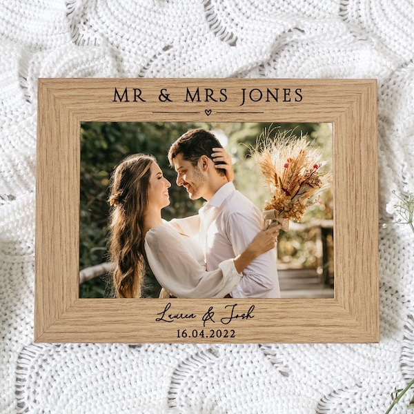 Mr and Mrs | Personalised Photo Frame | ENGRAVED Gift | For 7X5 or 6x4 Picture