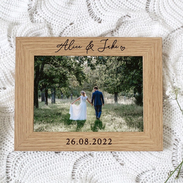 Wedding Gift | Engraved Wedding Frame | With Date | For 7X5 or 6x4 Picture | Engagement or Wedding Photo Frame