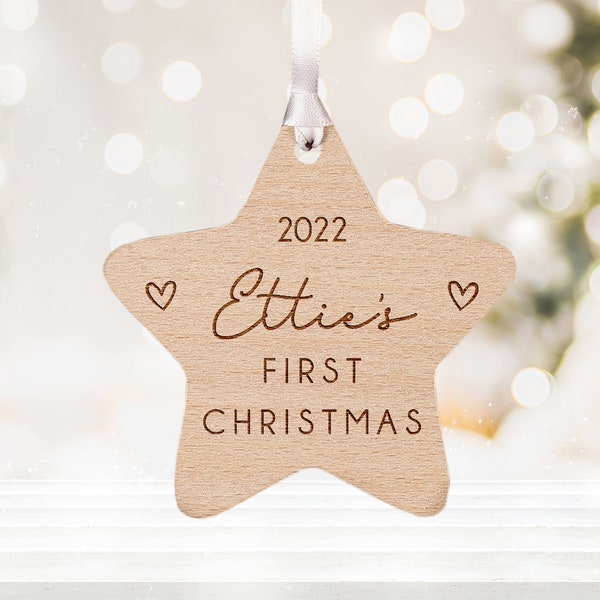 Personalised Engraved Baby's First Christmas Star Tree Ornament | Keepsake Christmas Bauble Gift Decoration | Engraved Baby's Name Plaque