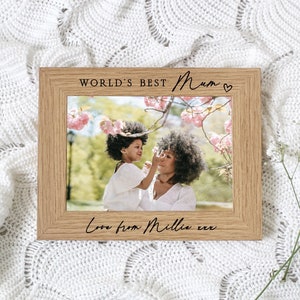 World&#39;s Best Mum | Personalised Engraved Photo Frame | For 7x5 or 6x4 inch Picture | Ideal Mother&#39;s Day Gift
