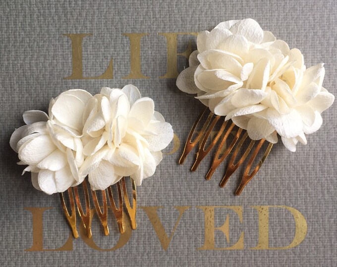 White Floral Hair Pins, Bridal Hair Pins, Set of 4 Flower Hair Pins