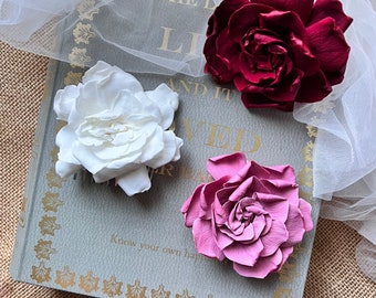 Big Rose Bridal Hair Comb White, Minimal Dried Flower Gardenia Wedding Hair Piece, Boho Bridal Hair Slides Burgundy Vintage Pink Gold Silver