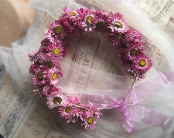 Pink Daisy Dried Flower Headband, Floral Hair Halo Wreath for Maternity Photo Shoot, Bridal Shower Flower Crown, Dried Flower Hair Piece
