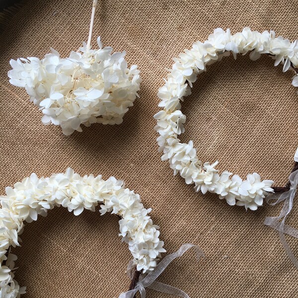 Bridal White Dried Flower Crown, Ivory Floral Headpiece, Boho Wedding Flower Girl Cream Headband Wreath Dried Flower Hair Accessories