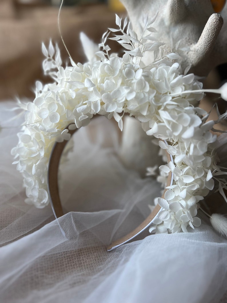Ivory Hydrangea Floral Headband for Brides, Boho Bridal Statement Headpiece Ivory White, Wild Looking Flower Tiara Large, Big Flower Crown image 8