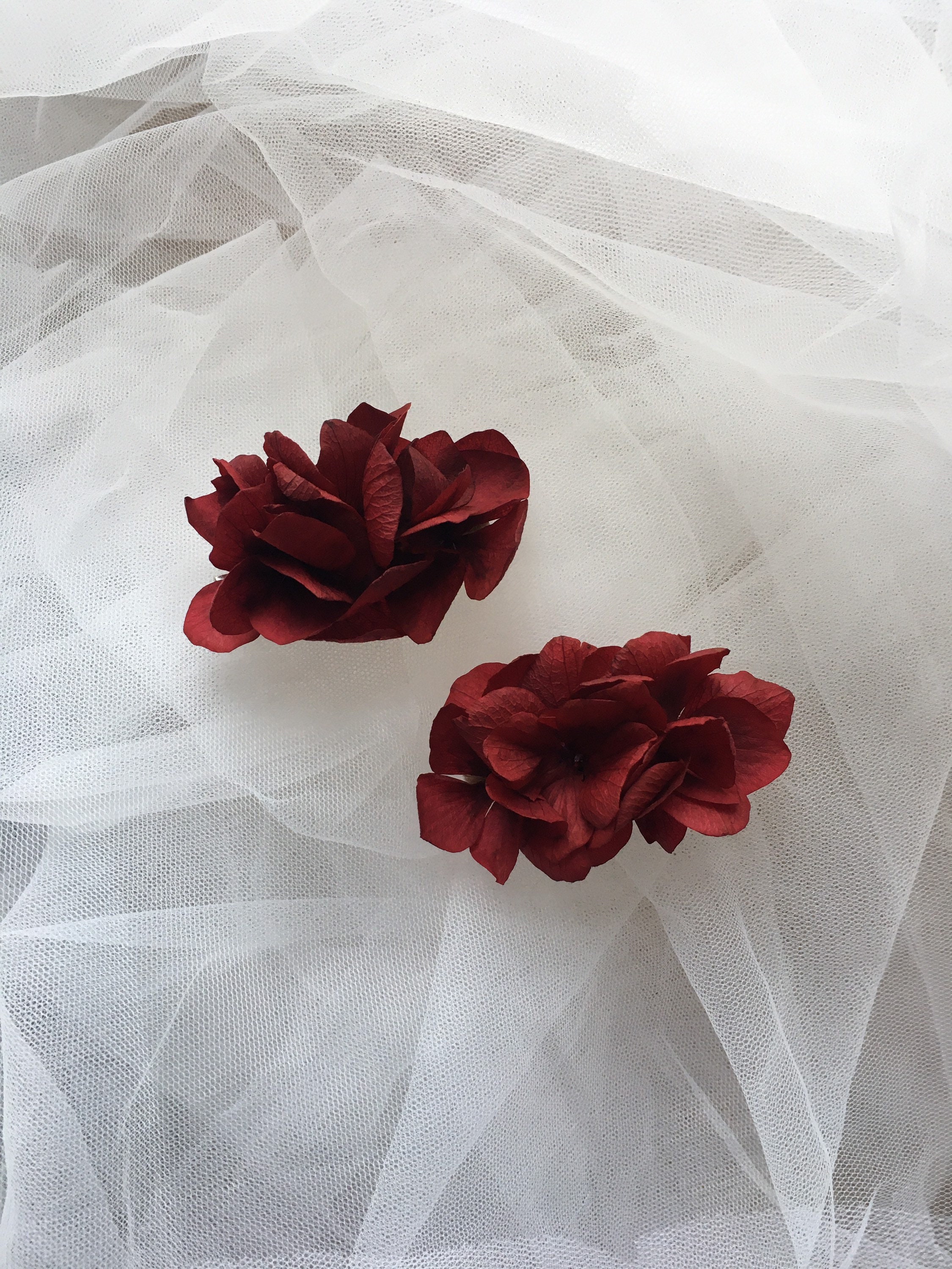 Dried Floral Gift Handmade Real Flower Hair Pins, Engagement Comb, Red Preserved Hydrangea Clip UK, Burgundy Barrette UK