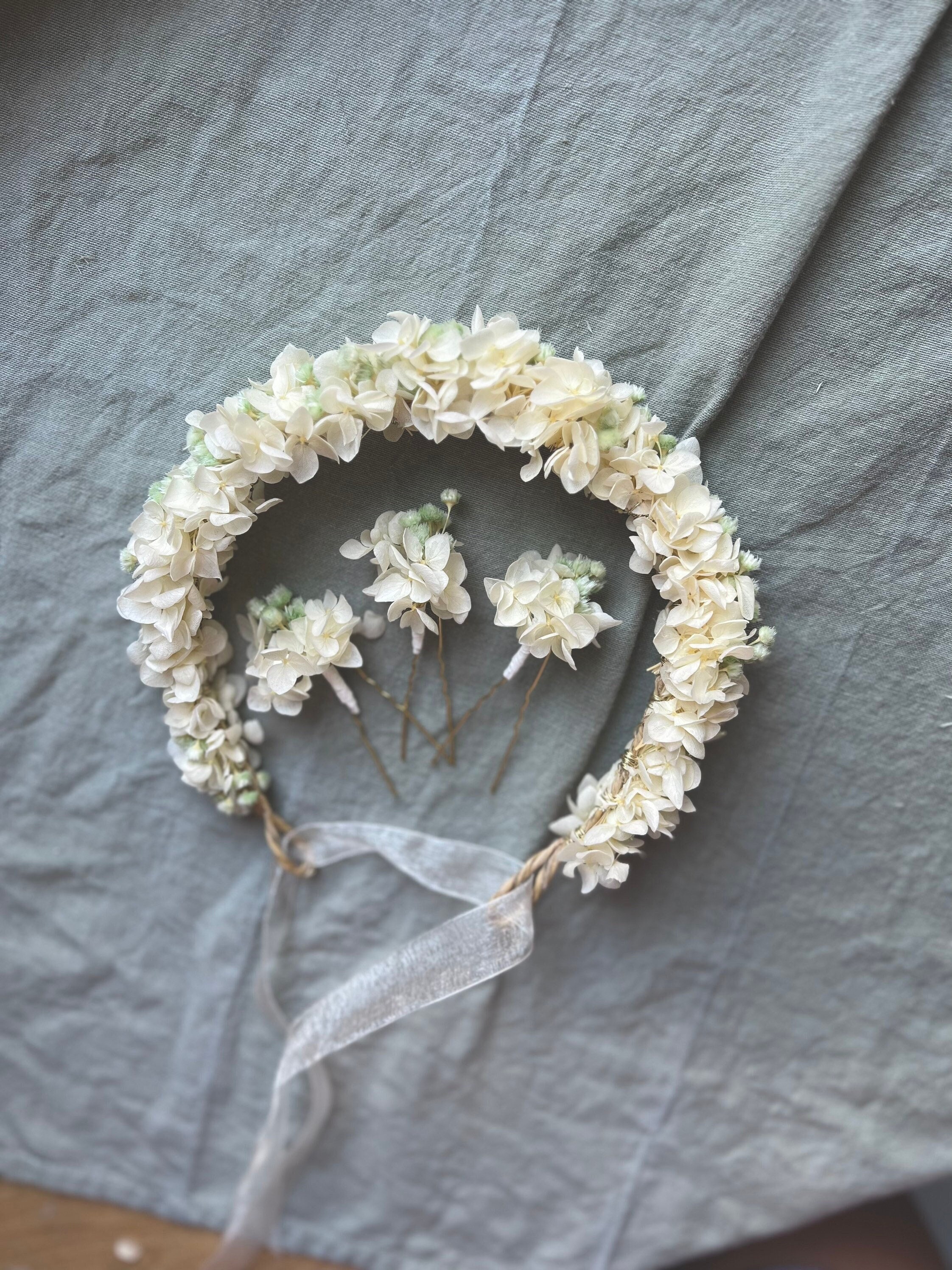 Ivory & Sage Green Everlasting Flower Crown, Cream Pastel Floral Bridal Hair Wreath, Pale Wedding Accessories