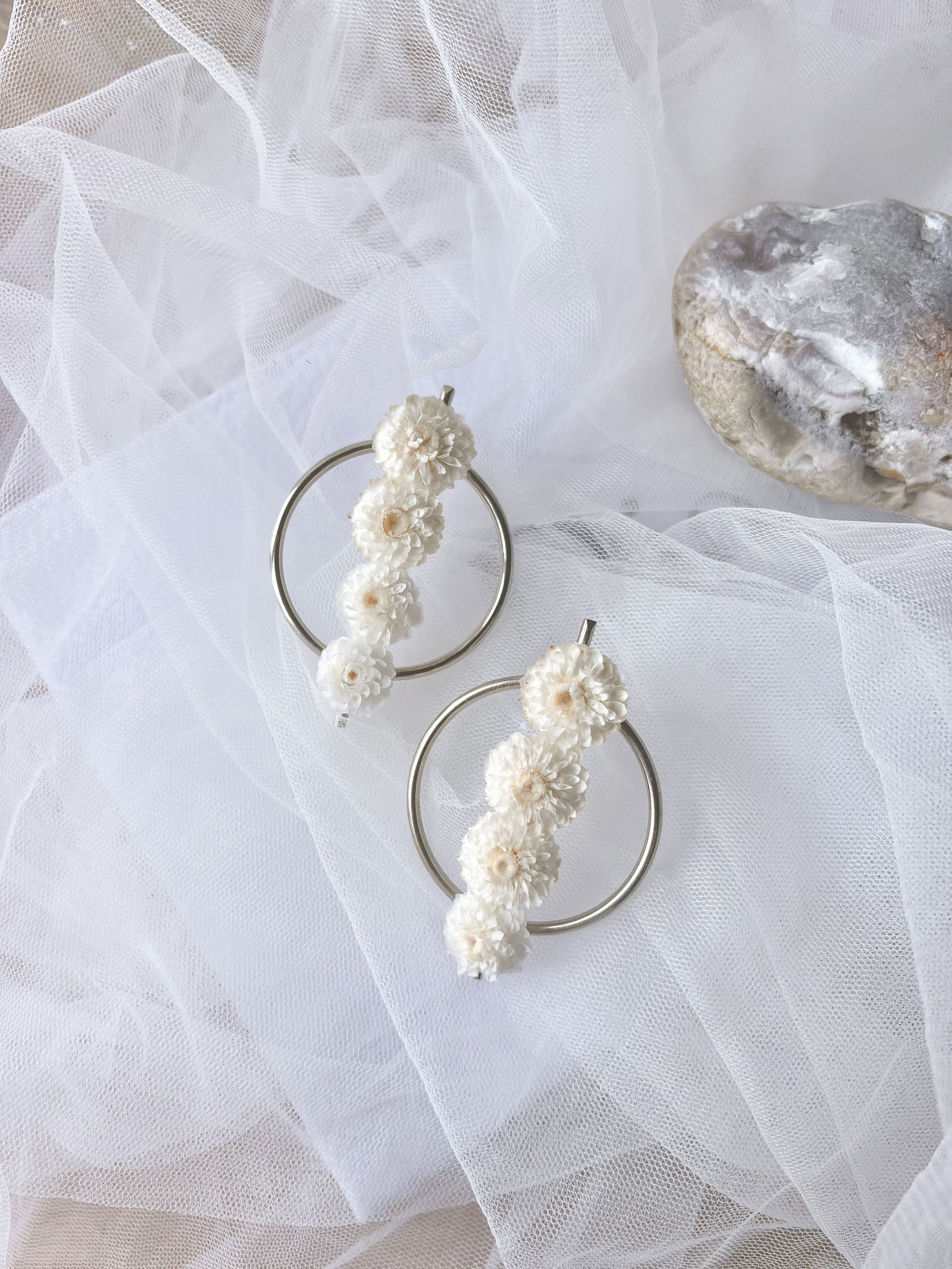 White Dried Flower Earrings, Silver Hoop Real Floral Minimalist Circle Wedding Minimal Accessories