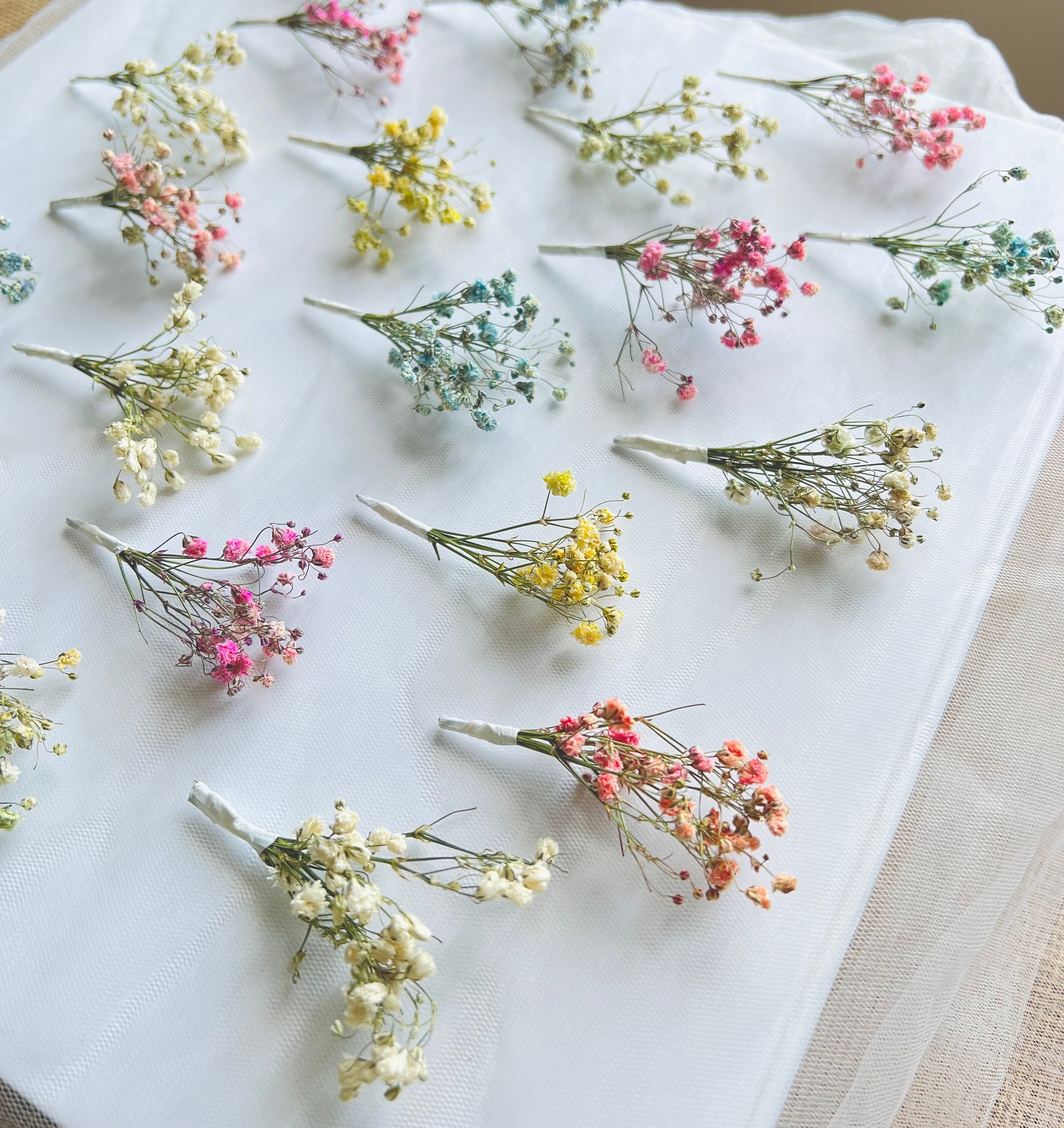 Dried Flower Hair Pins, Girl Gypsophila Pins Babys Breath Colorful Floral Accessories Minimal Bridal Piece
