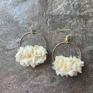 14K Gold Plated Boho Wedding White Bridal Earrings, Minimalist Bride Earrings Jewelry, White Ivory Hydrangea Floral Silver Hoop Earrings Cream/Beige