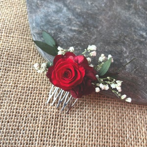 Classic Red Rose Everlasting Bridal Hair Piece, Minimalist Wedding Bridal Dried Flower and Eucalyptus Gypsophila Hair Comb