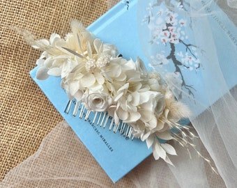 Boho Bride Dried Flower Comb Ivory, White Wedding Flower Hair Piece, Bridal Bespoke Flower Accessories, Everlasting Rose Hydrangea Pampas
