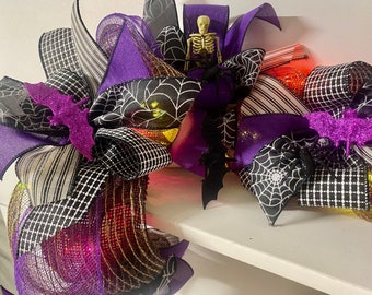 Lighted Halloween Garland, Burlap Mesh, Spider, Bat, Skeleton