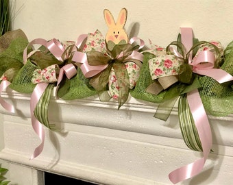 Easter garland, Easter decor, Spring garland, Easter table centerpiece, Easter decoration, swag, garland,