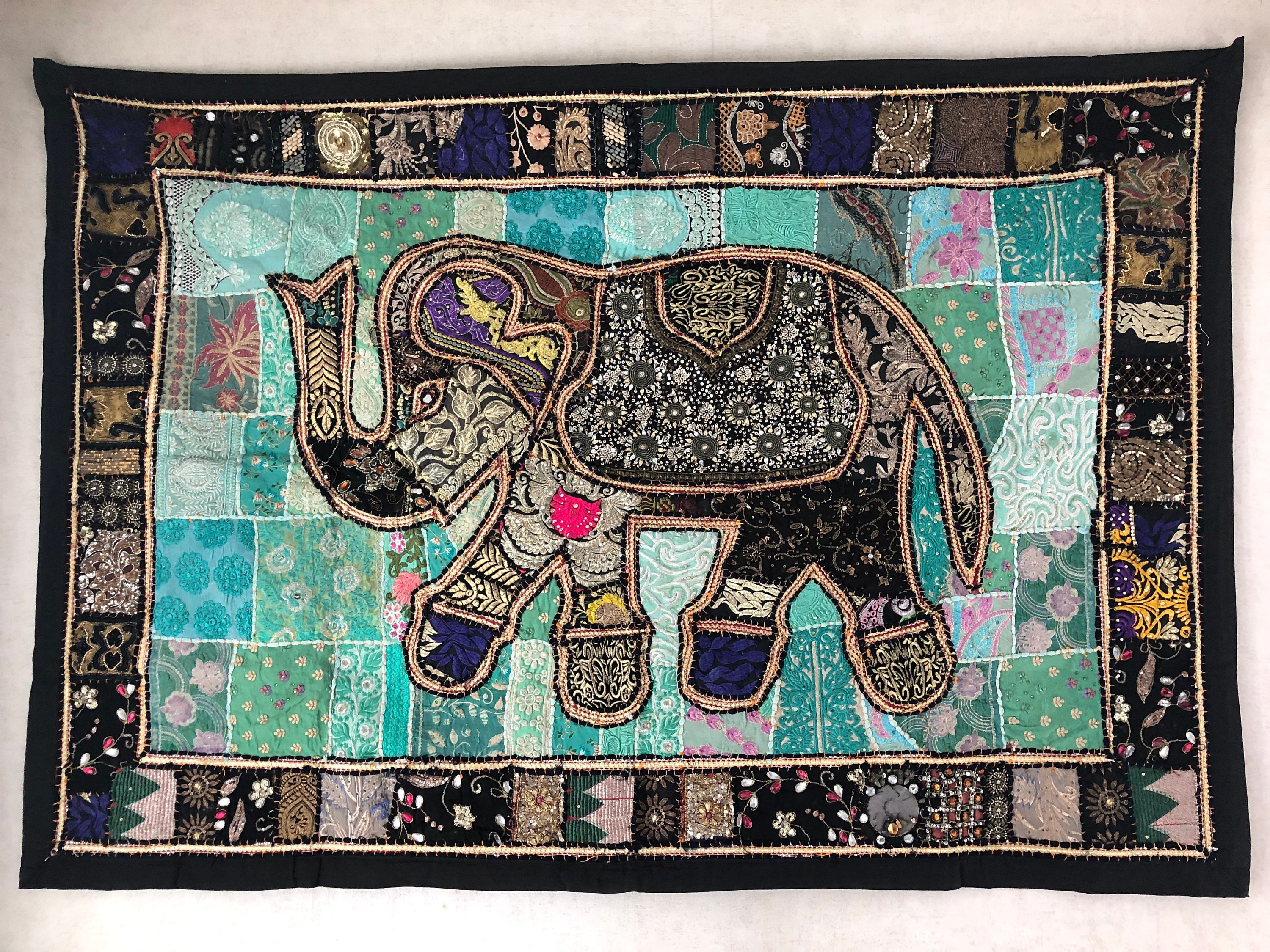 Décoration Murale Style Indien Éléphant