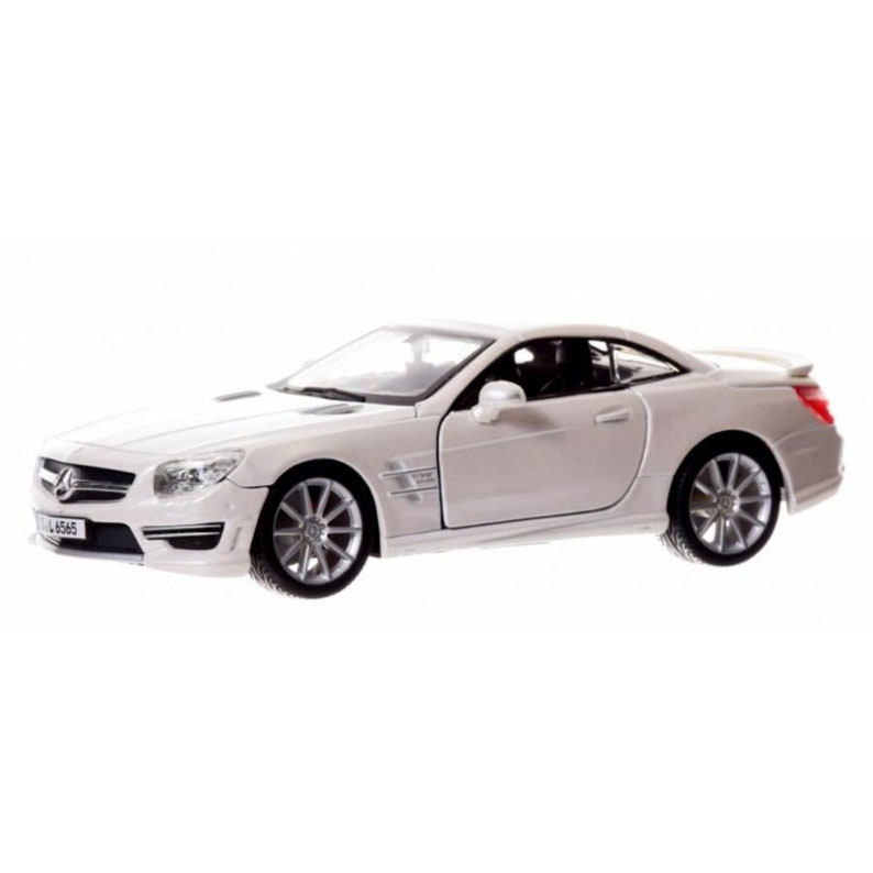De Mercedes-Benz SL 65 AMG Black Series is een iconische AMG