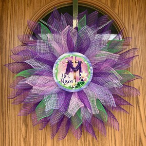 Easter Wreath / He is Risen