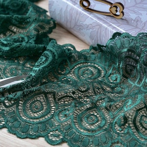 Beautiful Green Stretch Lace Trim 6.7"/17 cm, By the Yard, Lingerie lace trim, Table runner, Elastic Lace Fabric, Bramaking Supply