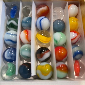 25 Peltier Marbles - Collectible "Rainbo" and "Banana" Vintage Marbles in a gift box