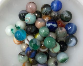 JABO Classics, Mixed Swirl Marbles: Set of 25