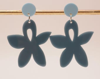The Blue Cs flower earrings pretty statement earrings