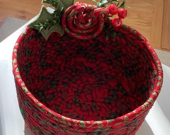 Christmas Red & Green Plaid Colored Fabric Coiled Rope Bowl