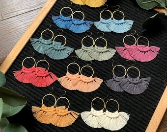 Macrame Earrings / Macrame / Boho Earrings / Bohemian / Boho Wedding / Bohemian / Bridesmaid Gift / Birthday Gift / Spring Earrings / Spring