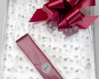 ShredAstic White Dot / Burgundy 30mm pull bow Hamper Wrap Kit Floristry Giftwrap Cellophane Film Xmas
