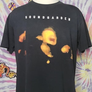 VINTAGE Soundgarden Superunknown XL Concert Tour Tshirt 1994 VINTAGE Soundgarden Superunknown XL Concert Tour Tshirt 1994