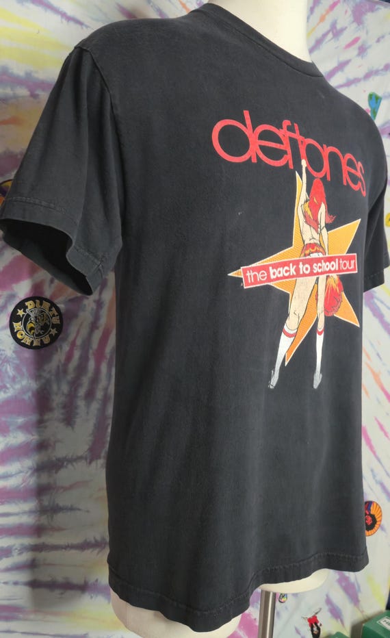 VINTAGE Deftones Back to School 2001 LARGE Concert Tour T Shirt