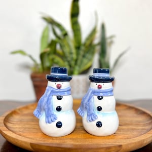 Saleiro e pimenteiro vintage em formato de boneco de neve – 10 cm de altura