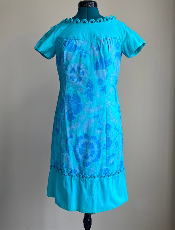 1960's Scalloped Shift Dress