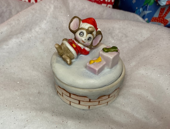 Vintage Christmas Decor Santa Mouse Jewelry Box Trinket Box Homco