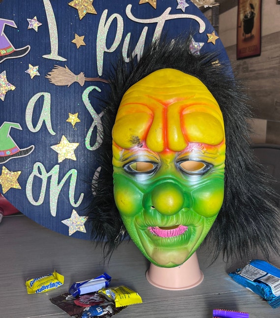 Vintage Topstone Witch Mask: 80s Halloween Decor