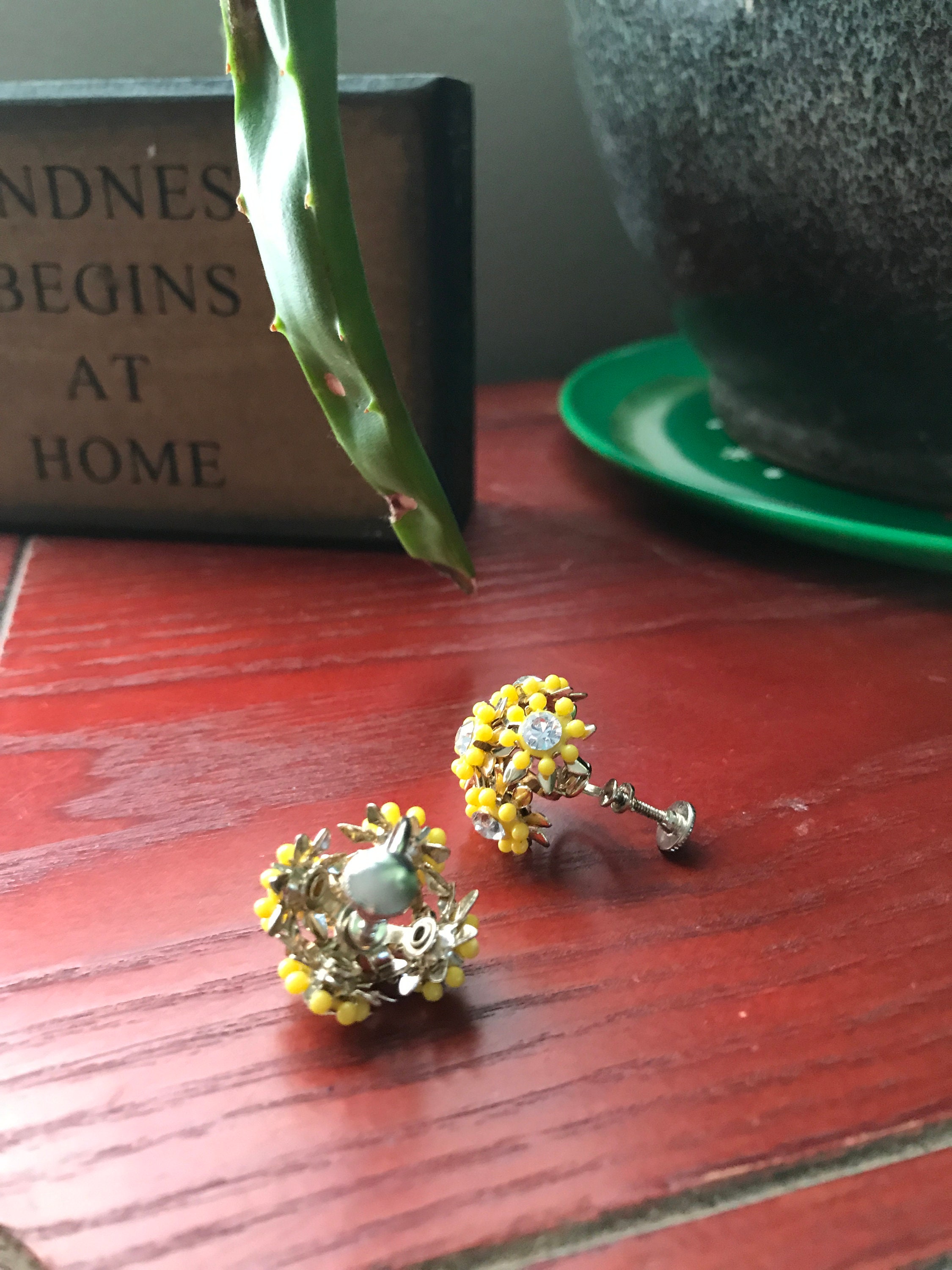 Yellow Flower Earrings Vintage Earrings Floral Screw Back Costume Jewelry Pin up Rockabilly Etsy