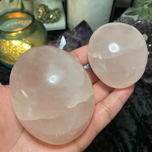 Rose Quartz Palm-stone Large
