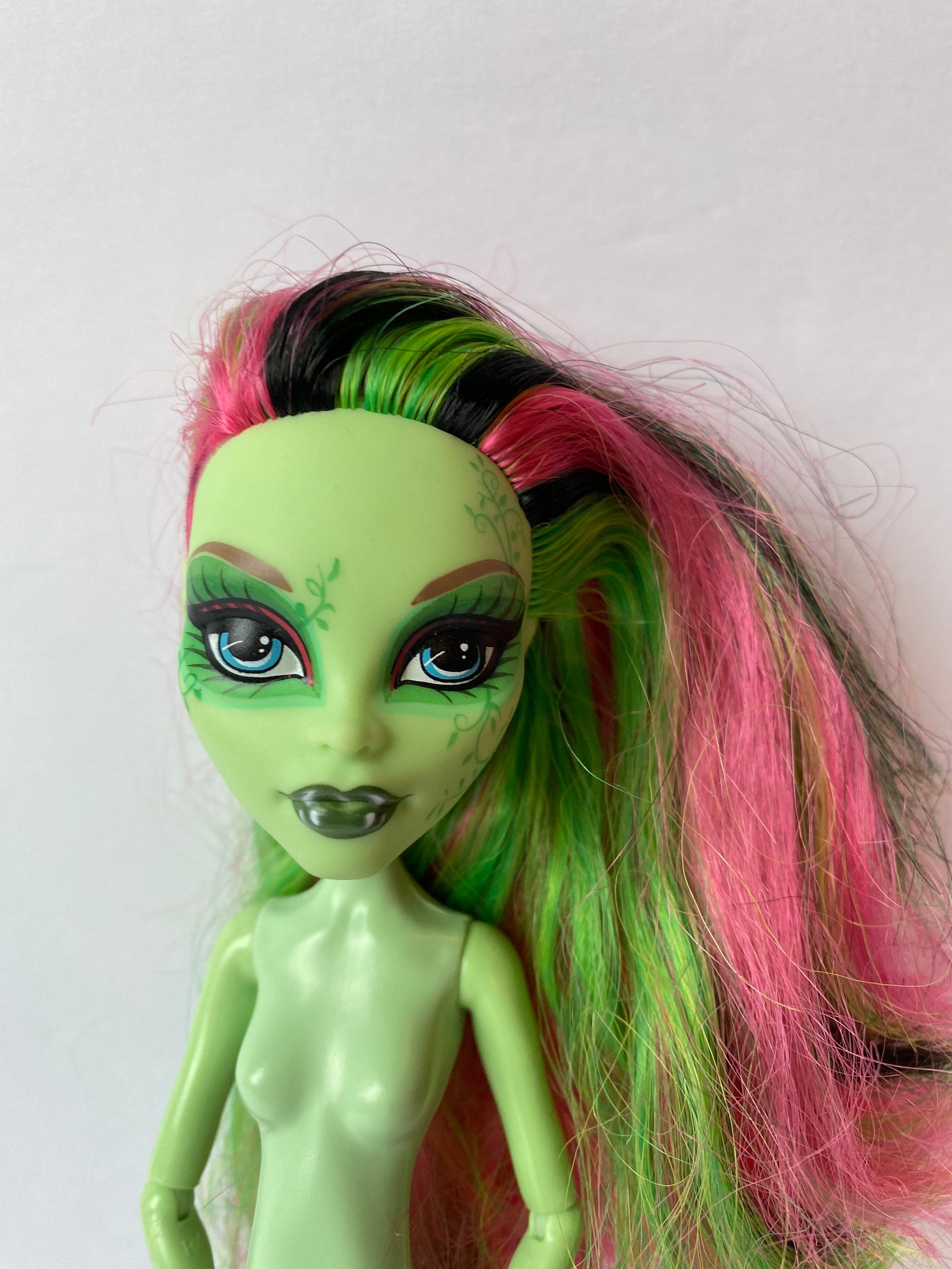 Monster High Doll Venus McFlytrap Zombie Shake Venus | Etsy