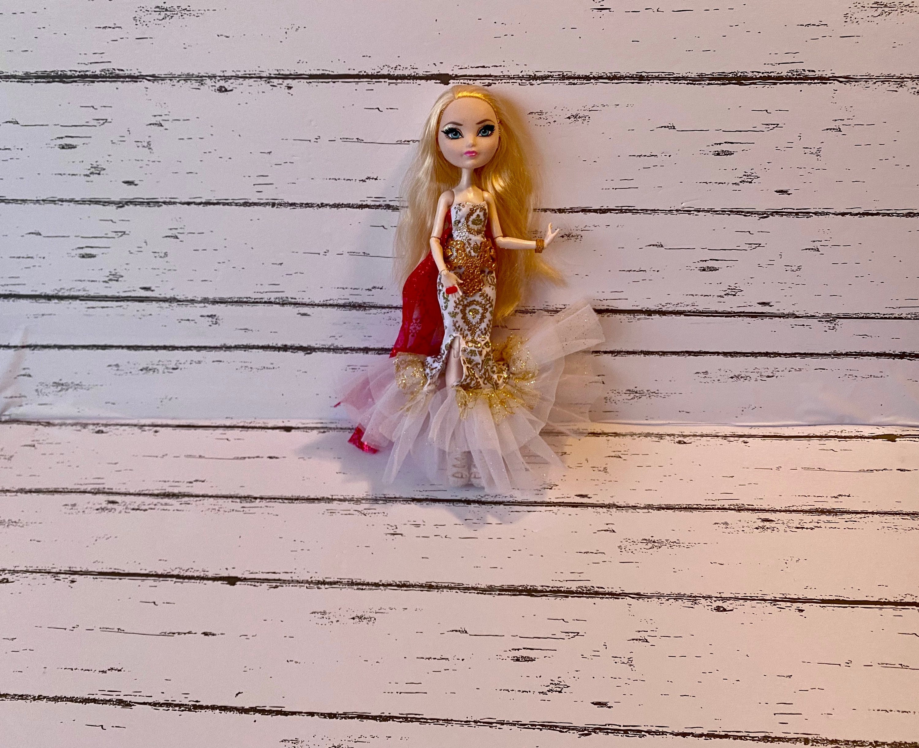 Ever After High Royal Apple White doll Fashion - AliExpress