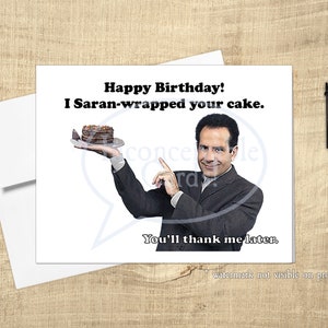 Grappige verjaardagskaart 'I Saran-Wrapped Your Cake', tv-detective *Tijd beperkt: ontvang een gratis ansichtkaart bij een in aanmerking komende aankoop!*