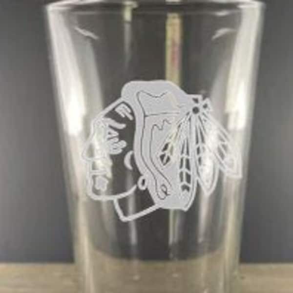 Chicago sports bundle, etched pint glass, Chicago Blackhawks, Cubs, Bears, Bulls, White Sox, custom gift, pint glass sports teams