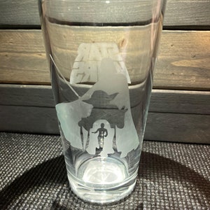 Star Wars, Darth Vader, R2D2, C3P0 custom etched pint glass